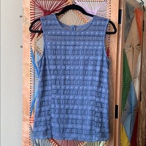 Ann Taylor fitted sleeveless! Nylon embroidered.